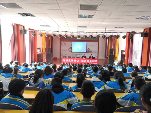 20191204宪法日汀祖中学讲课IMG_20191204_105246_副本.jpg